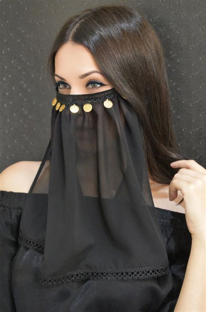 Masked Arab Unveils Face, But He Doesn’t Look 19