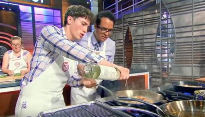 MasterChef recap: Taylor Waltmon and Ryan Cortez fail to impress while chef Joe Bastianich steps in