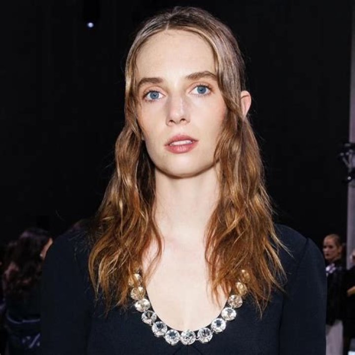 Maya Hawke Height, Age, Bio