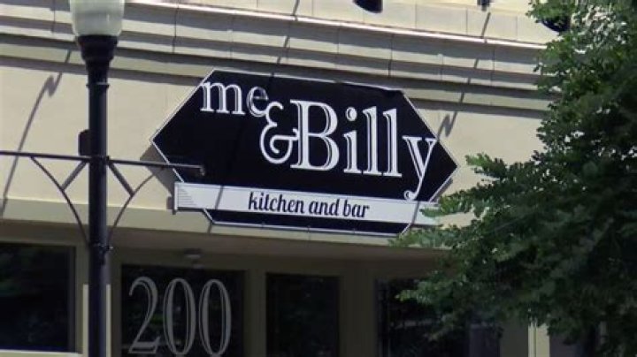 Me & Billy celebrates 10 year anniversary with donation to QC Veterans Outreach Center