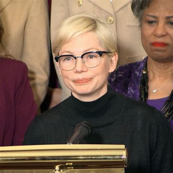 Michelle Williams Bio, Height & Weight