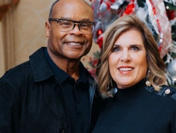 Mike Singletary Wife, Wiki, Biography, Age, Parents, Height, Career, Net Worth