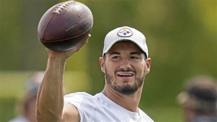Mitch Trubisky Net Worth 2023, NFL Salary, Endorsements, Properties, Charities, etc