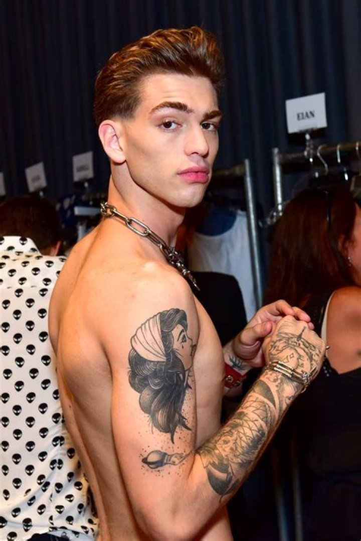 Model Jeremy Ruehlemann Dies Aged 27