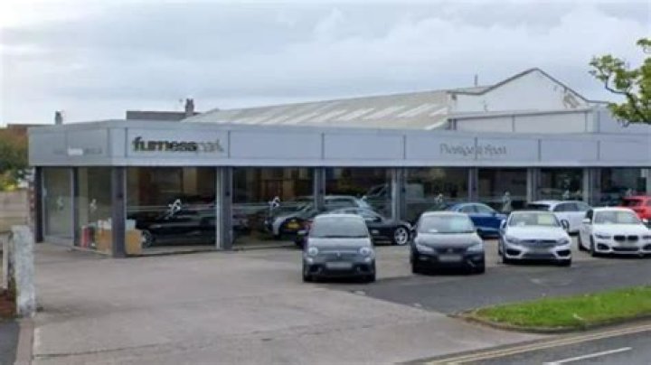 Much-loved car dealership selling popular brands closes down - leaving customers devastated