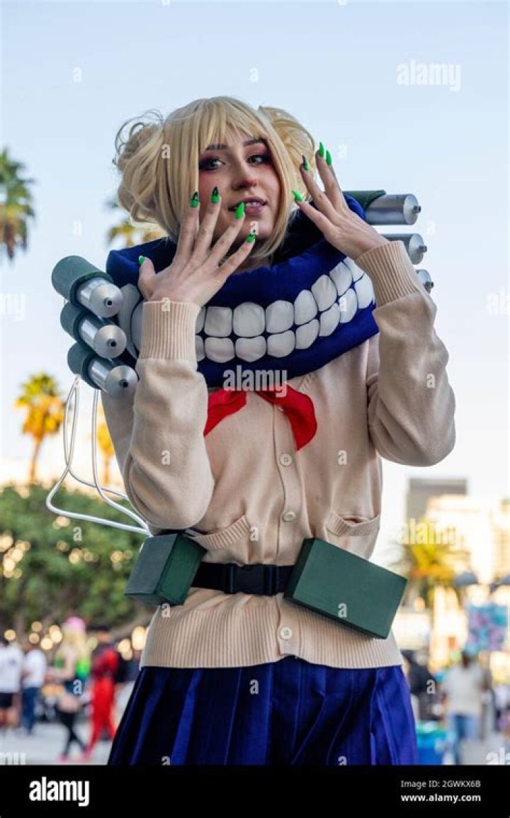 My Hero Academia Cosplay Celebrates Evil With Fem Overhaul