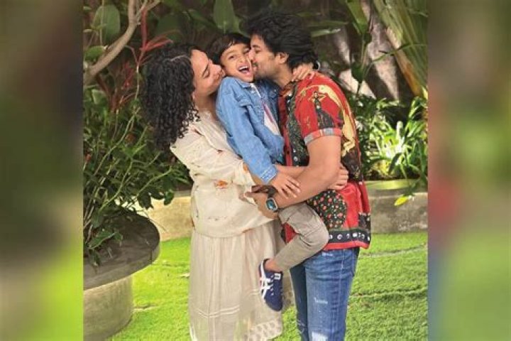 Nani shares blissful moment with wife Anjana on her birthday; see PIC