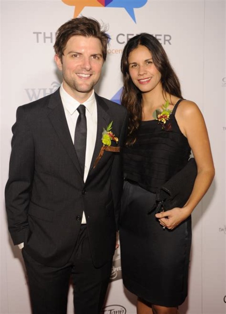 Naomi Sablan (Wife of Adam Scott) Wiki, Biography, Age, Boyfriend, Family, Facts and More