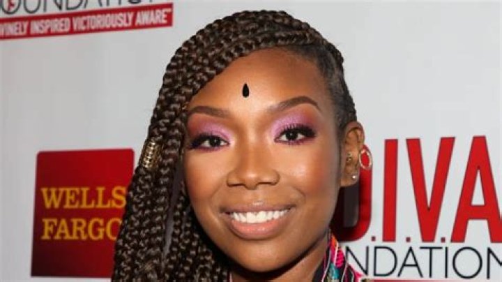 Net Worth, Biography, Age, Height, Family