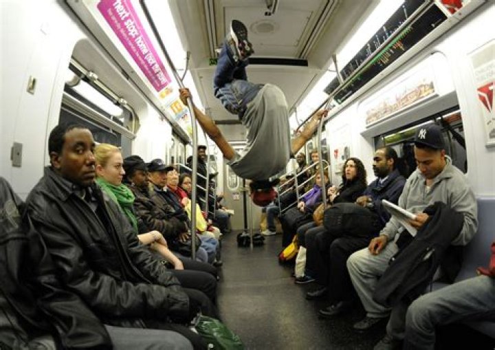 Never Learned To Drive? Here are 16 Things Only People Without a License Can Understand