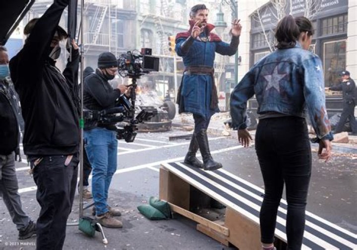 New 'Avengers: Infinity War' Behind-The-Scenes Photos