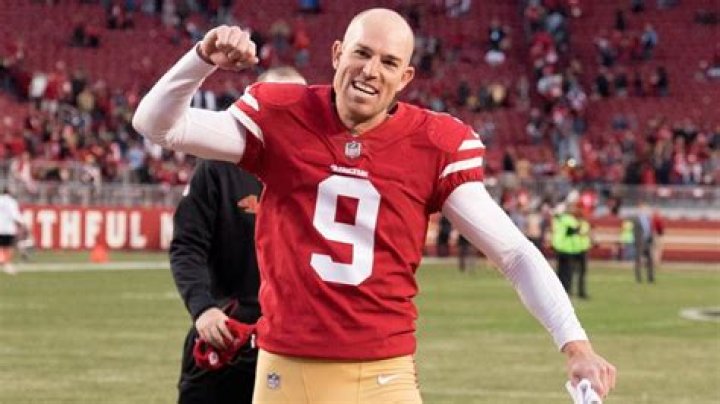 NFL & Net Worth [2023 Update]- Players Bio