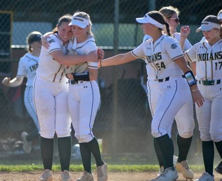 North Scott Softball wins 6-4 will play for a State Championship