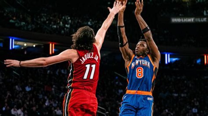 OG Anunoby has elbow surgery, Knicks say the forward will miss at least 3 weeks