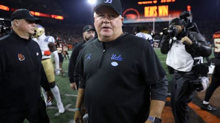 Ohio State hires Chip Kelly as offensive coordinator after he steps down as head coach at UCLA