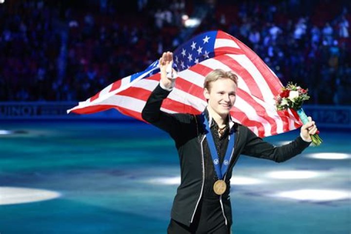 Olympian Yuzuru Hanyu Tributes Yuri on Ice With Stunning Ice Routine