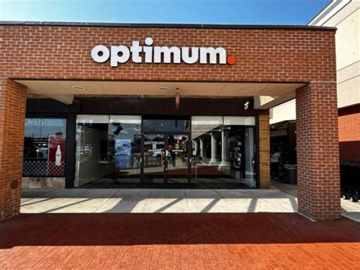 Optimum Store - North Babylon, NY