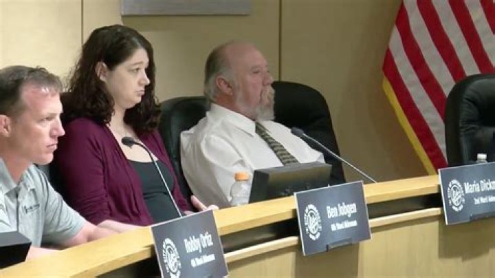 Ousted Davenport alderman sues city, mayor, council