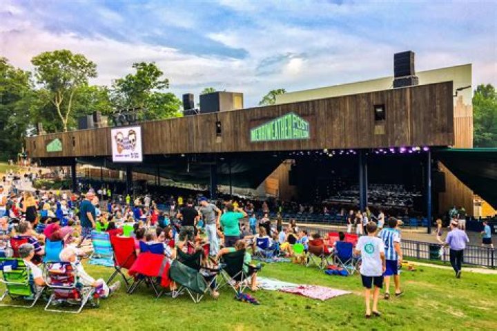 Outdoor music venue in Illinois gets sixth name in 33 years