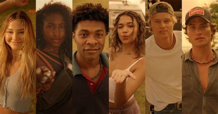 Outer Banks Creator On How [SPOILER] Death Sets Rafe Up To Go Full Villain In S4