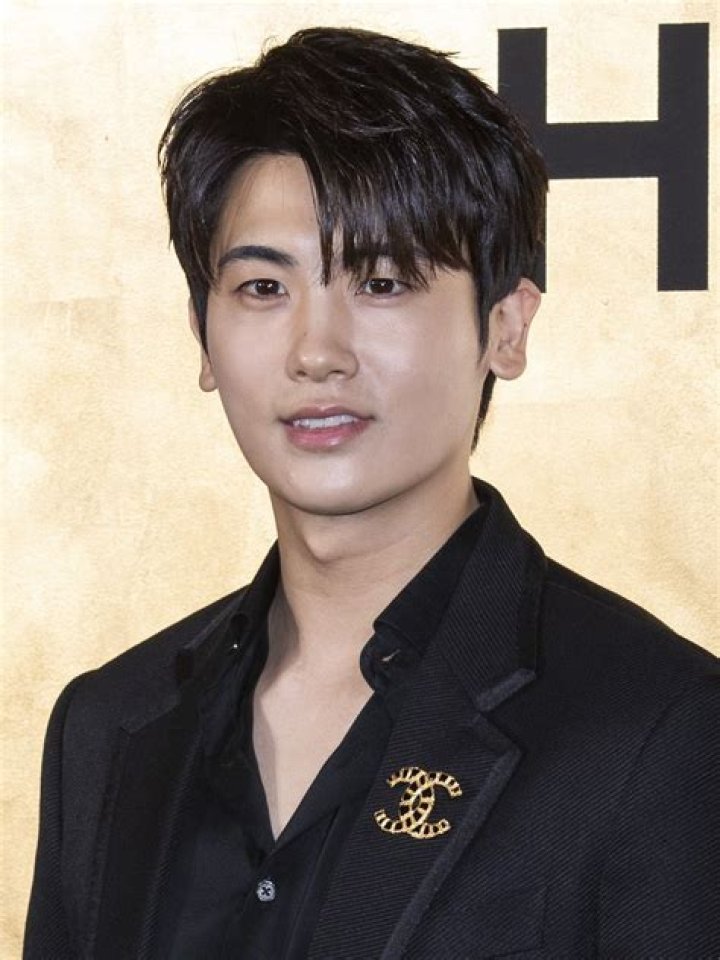 Park Hyung Sik - All You Need to Know