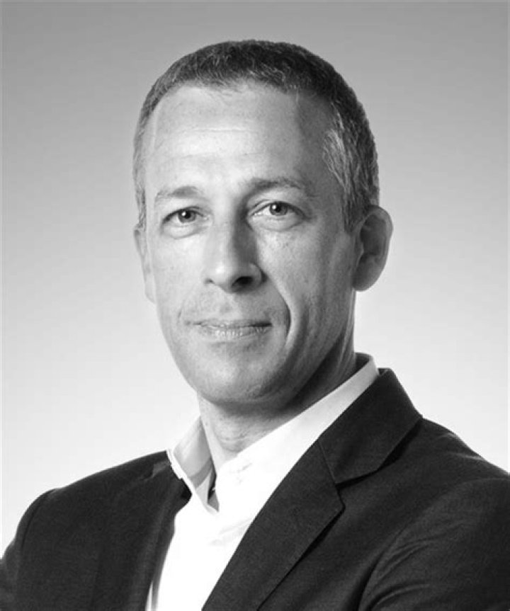 
Paul Graves
Net Worth
