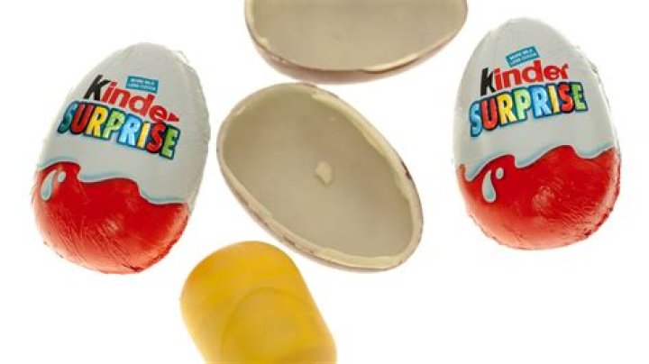 People are only just realising why Kinder Surprise toy cases are yellow and their minds are blown