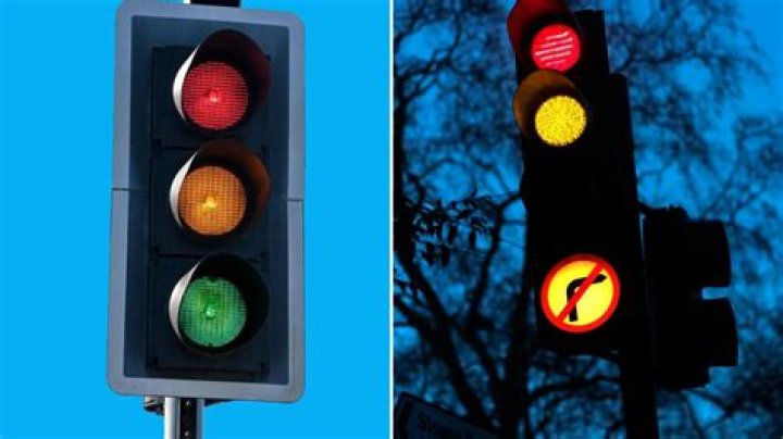 People are only just realising why traffic lights are red, amber and green