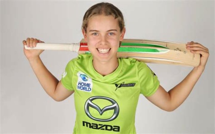 Phoebe Litchfield: Facts To Know About Young Australian Left-Handed Batter