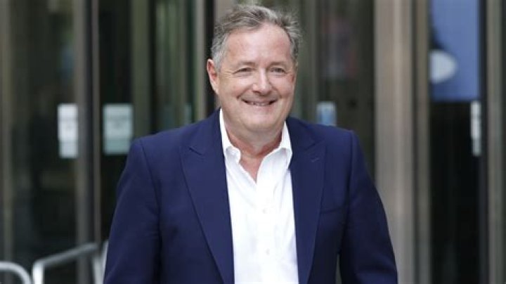 Piers Morgan praises black cabbie who drove across London to return his lost phone at 2am