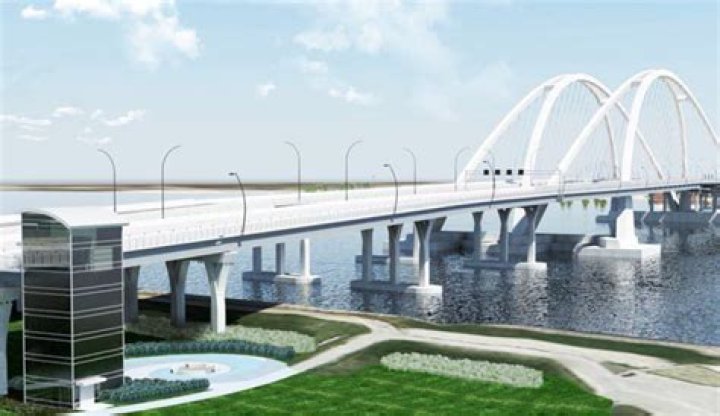 Planned I-74 bridge elevator may have to go