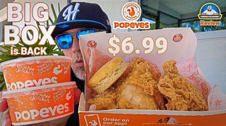 Quad Citians want in on the #ChickenSandwichWars as both local Popeyes sell out