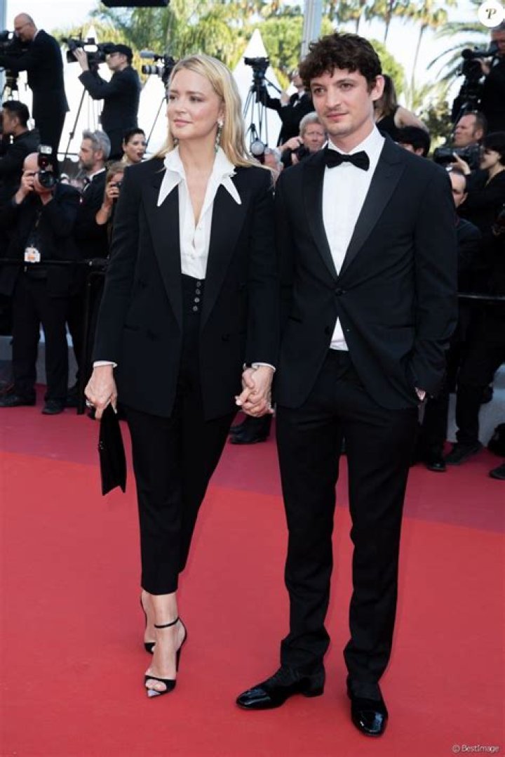 Qui Est Le Compagnon De Virginie Efira
