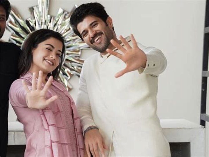 Rashmika Mandanna shares photos as she enjoys coffee in UAE; vacationing with Vijay Deverakonda?