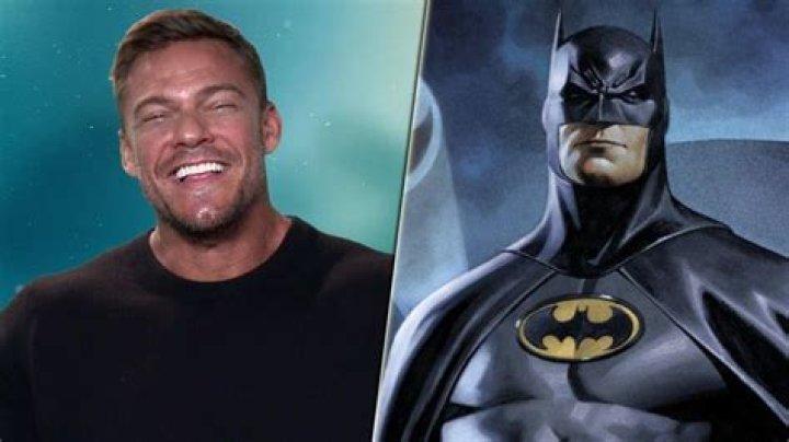 Reacher Star Alan Ritchson Throws His Hat in the Ring to Play Batman
