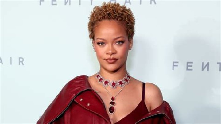 Rihanna Net Worth Becomes Youngest Woman Billionaire After Hitting $1.4 B