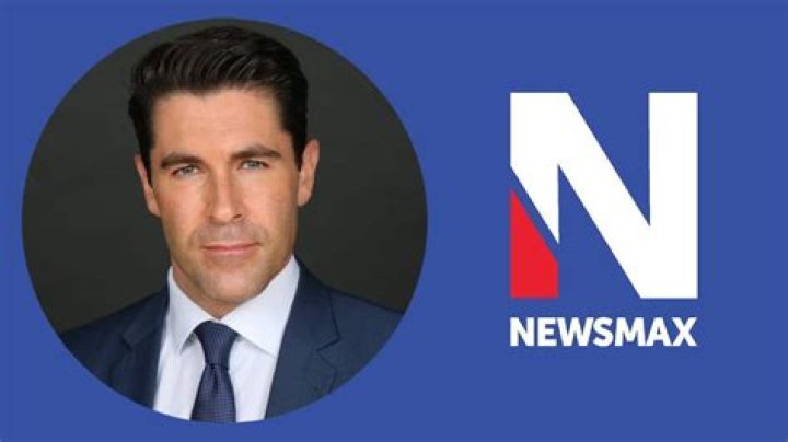 Rob Schmitt (Newsmax) Biography, Wiki, Age, Wife, FOX News, Salary