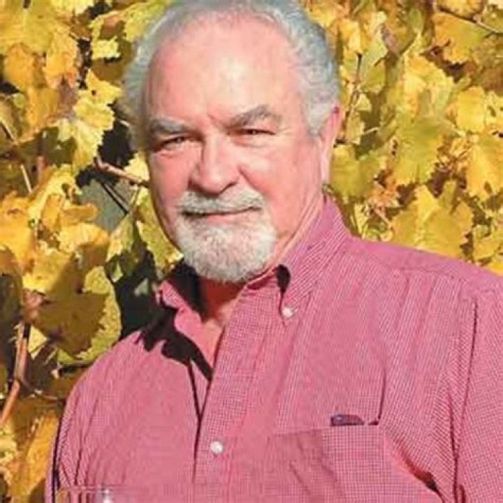 Robert Benevides Relationship, Job, Financial Value and Bio