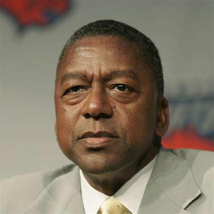 Robert L. Johnson - BET, Philanthropy & Facts