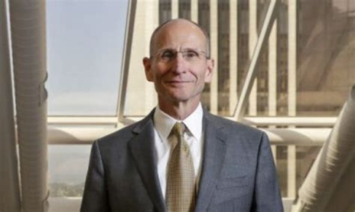 Robert Sulentic Net Worth (2024) | wallmine