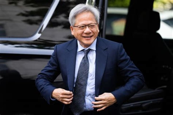 
Roberto Huang
Net Worth
