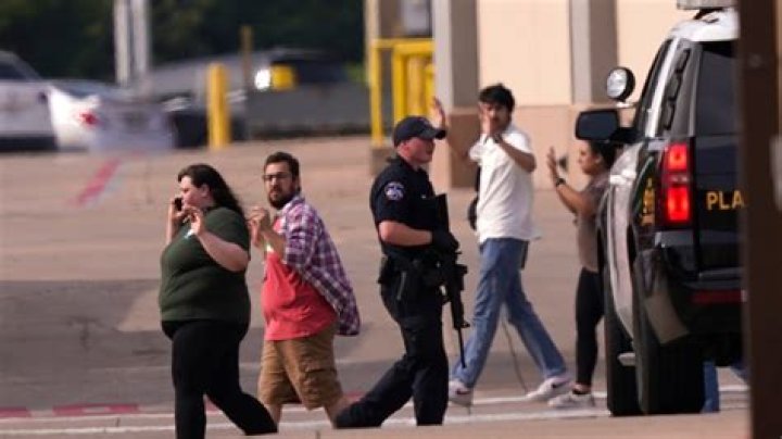 Roosevelt Field Fatal Shooting: Active Shooter, Police Report Fatal Shooting at Roosevelt Field mall