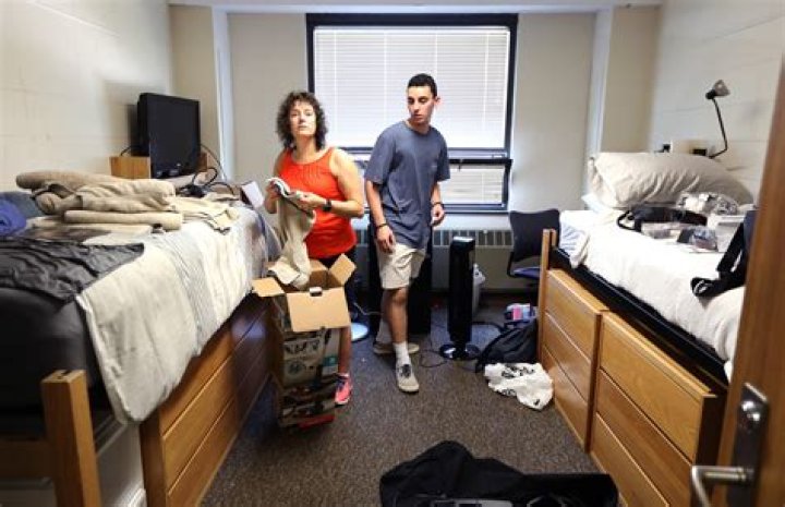 Rose Hulman School student commits suicide in his dorm room