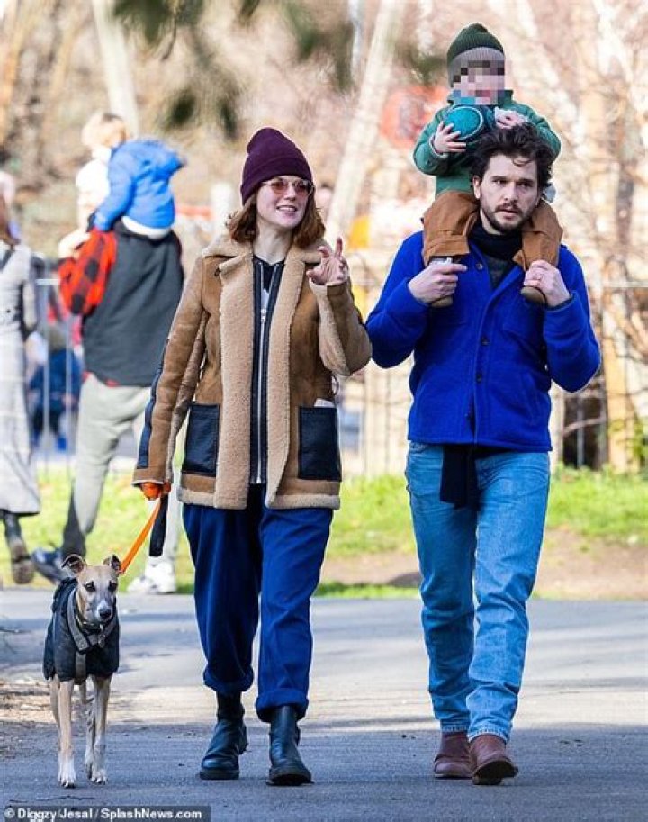 Rose Leslie (Kit Harington’s Wife) Bio, Wiki, Age, Baby, Net Worth