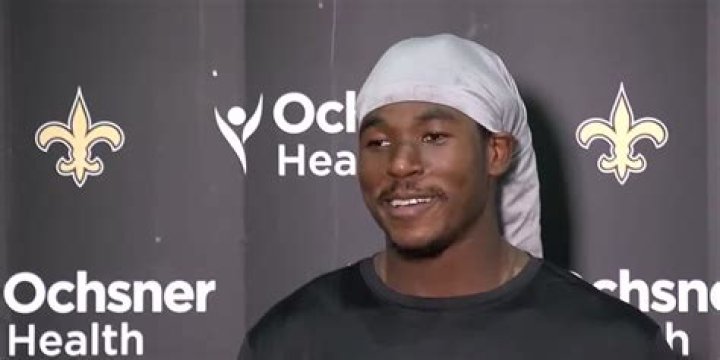 Saints RB Jamaal Williams compares beignets to funnel cake; ‘Not impressed’