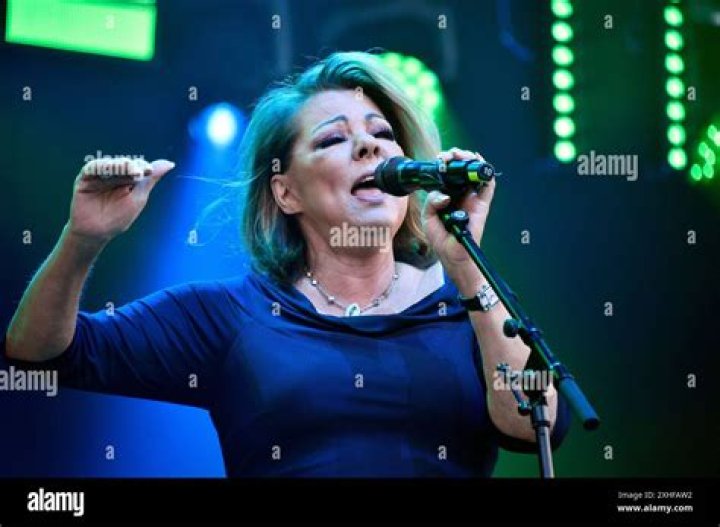 ما معنى اسم ساندرا Sandra وحكم التسمية به في الإسلام – تريندات 2024