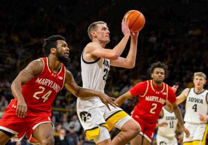 Scoring drought to end game dooms Hawkeyes against Maryland