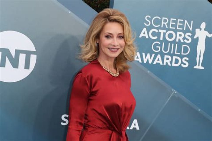 Sharon Lawrence Net Worth 2024