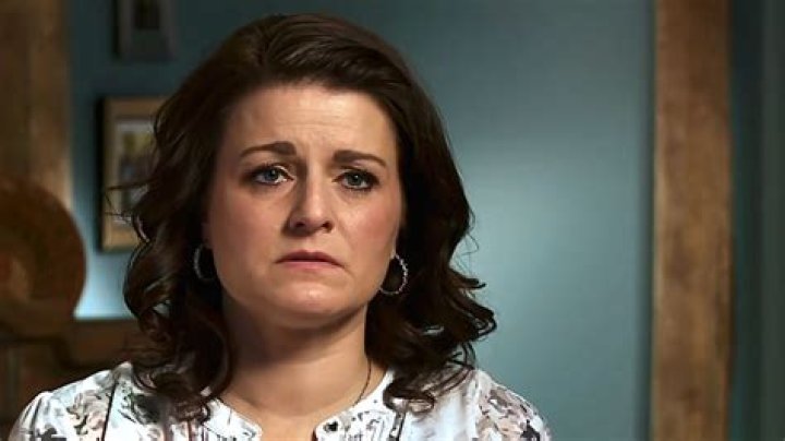 Sister Wives fans bash Robyn Brown for making Ysabel’s surgical scar about herself