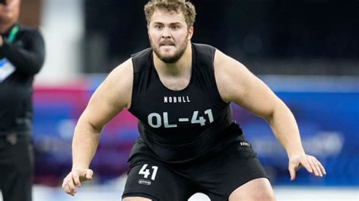 Skoronski stands apart in NFL draft class of legacy players